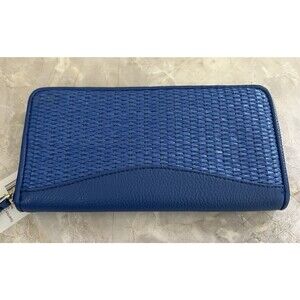Vera Bradley Continental Wallet Beaucoup Blue Woven Zip Around 8" x 4"
